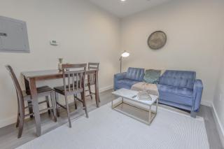 Luxury at 2br 2ba 200mbps Internet - 7