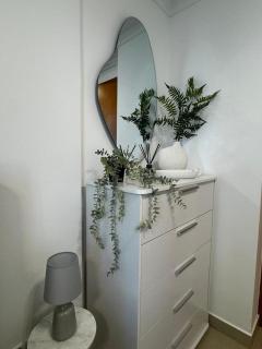 Cozy 1BR In The Heart of The Marina - 8