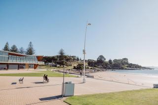 The Seaside Spot - Devonport - 6