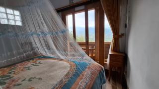 Vara'ayaMunduk The Room & Panoramic Rooftop - Munduk - 6