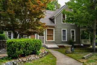 66 Center Main House - Eureka Springs - 9