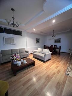 Hermoso departamento a pocos pasos del centro de la ciudad - Loja - 5