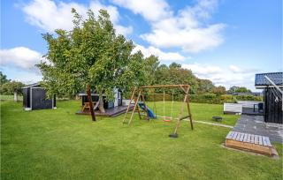 Beautiful Home In Glesborg With Kitchen - 7