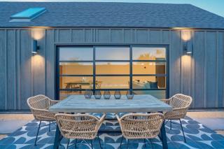 Modern Home w Heated Pool - Filadélfia - 5