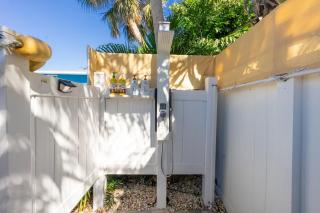 Flamingo's Nest - Englewood - 7