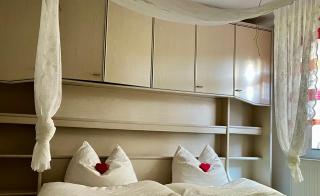 Villa L & S - Gemütliche Ferienwohnung im Grünen bei Dresden - Freital - 3