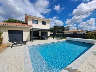 Villa L'Evasion, neuve, 4 chambres, 8pers, piscine chauffée - 9