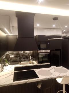 Lush Luxurie - 0