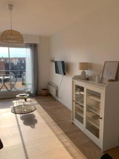 Appartement T2 - 50m de la Mer - Parking - Wifi - 8