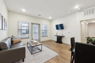 Chisholm Trace 422 I Comfy 2 bed 2 Bath - 9