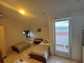 Apartmani Jermen - Sukošan - 9