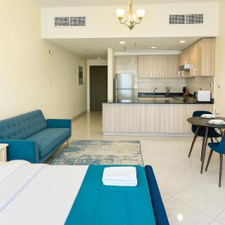 Work & Relax Studio in JVC with Gym, Pool and Parking - 7