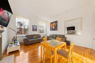 SG, Classic Knightsbridge Loft Apartment - London - 4