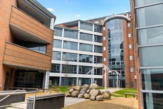 Peaceful cosy stay with FREE parking - Brierley Hill - 3