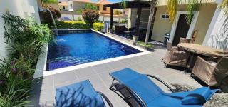 Condominio Elegante en Fontana del valle 112 - San Pedro Sula - 0