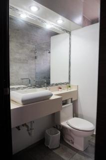 Condominio Elegante en Fontana del valle 112 - San Pedro Sula - 1