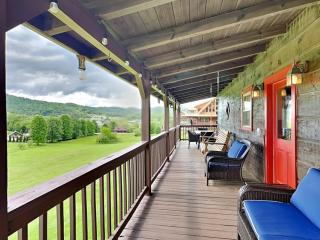 Mulbeary Mountain Cabin - Pigeon Forge - 2