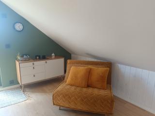 Lendle Apartment Buffee Breakfast available Mon to Fri from 06 30 to 10 at near by Cafe - 5