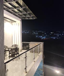 Penthouse Apartment 4BR 3BA Rooftop Patio BBB Nation Oasis Kigali - 6