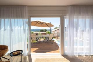Romantic luxury oasis for couples near the beach - Pomer - 0