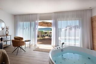 Romantic luxury oasis for couples near the beach - Pomer - 4