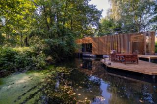 Water Hideout - Floating Luxury in Pure Wilderness -  - 2