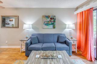 Walk to Beach and Barefoot Landing Resort Condo! - Myrtle Beach - 5