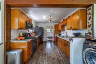 Glacier Homestead - Coram - 7