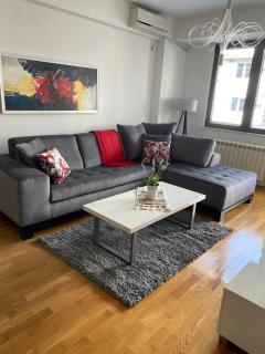 Modern apartment in perfect location - Skopje - 0