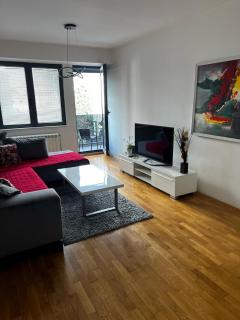 Modern apartment in perfect location - 5