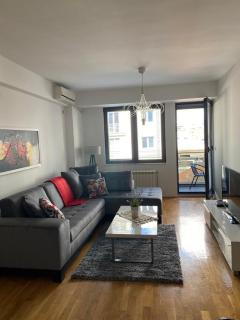 Modern apartment in perfect location - 1