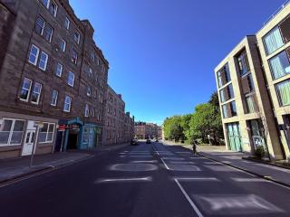 Old Town & Meadows Central nest - Edinburgh - 8