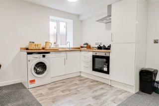 The Green Suite - Three Bedrooms Sleep 6 - Southport - 3