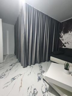 D&D Apartment's Delightful home with parking! - Văleni - 2