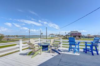 The Showboat - Crystal Beach - 9