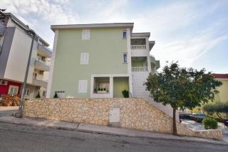 Apartments and Rooms Roso - 6