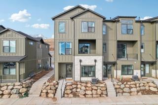 UTMG 5967 #27 | The Foxtrot on Mesa Arch - 8