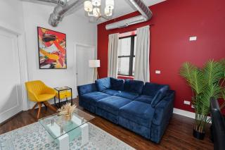 Bright Chicago 3BR Retreat Near McCormick Place Convention and Museum Campus - Chicago - 0