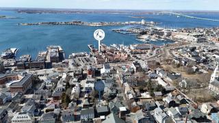 The Royce - Two Luxury Family Homes in Downtown Newport - Newport - 9