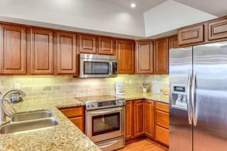 Golf Views and Pool Access Central Scottsdale Condo - Scottsdale - 3