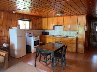 Gresham Shores-Hungry Bear - Arbor Vitae - 4