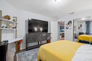 Fire Pit, Hot Tub, Theater, Deck, Downtown Oasis - National City - 1
