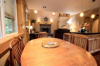 2 Kings, Fire Pit, Gameroom, EV charger, Dogs OK! - Glacier - 9