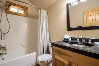 2 Kings, Fire Pit, Gameroom, EV charger, Dogs OK! - Glacier - 7
