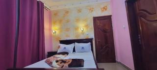 Nefar palace hôtel - Bafoussam - 0