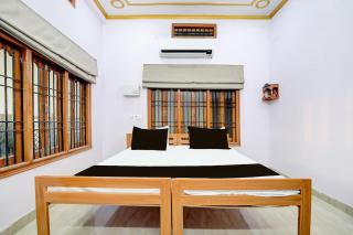 Hotel O Aarna Guesthouse - Varanasi - 8