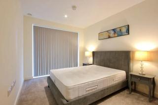Luxury 2 Bedroom Apartment in Central London - Woolwich - 4