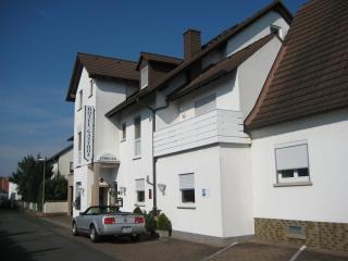 Hotel-Dörfler Garni - Kahl am Main - 4