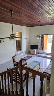 Wonderful 3 Bedroom Home Close To Everything - 9