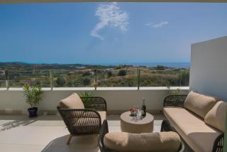 Split-level apartment with spa & private rooftop - Málaga - 2